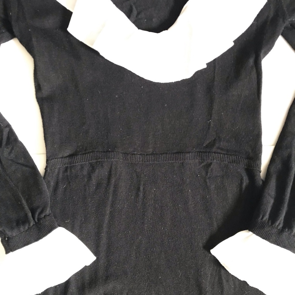 Black Dress with White Ruffle Collar and Cuffs - Women - Picture 3 of 5